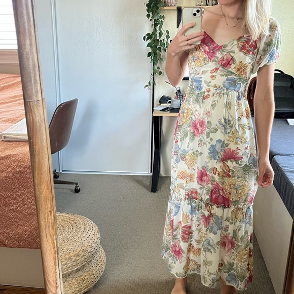 Wayf Tanya Ruffle Hem Maxi Dress - Picture 4 of 8